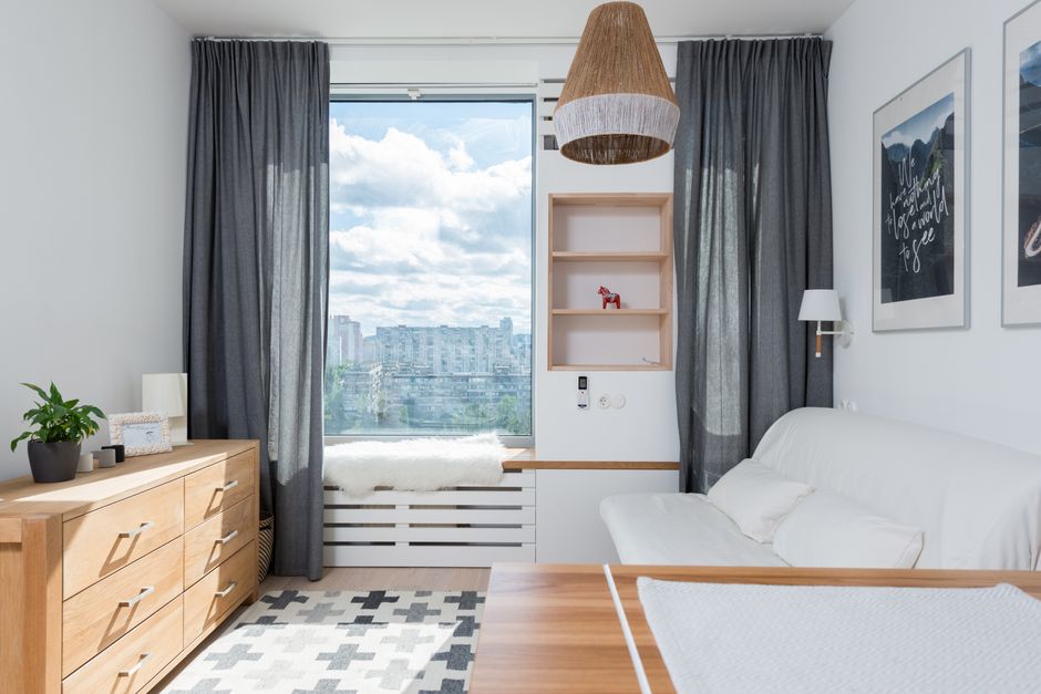 Scandinavische eenvoud: nieuwe schaduwopties voor gordijnen